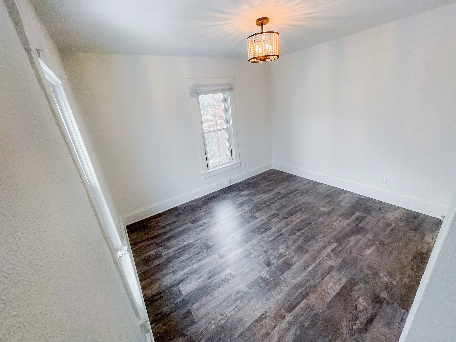 2 bed, $875 — Photo 2