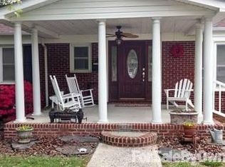 610 Dartmouth Dr, Gastonia, NC 28054