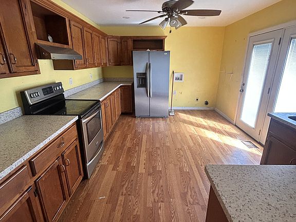 2nd image of 2319 Seven Mile Ferry Rd