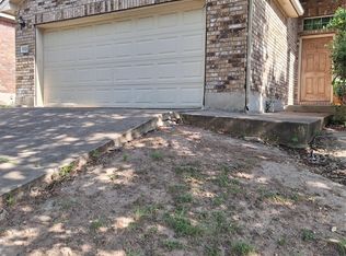 1921 E Rachel Ln, Round Rock, TX 78664