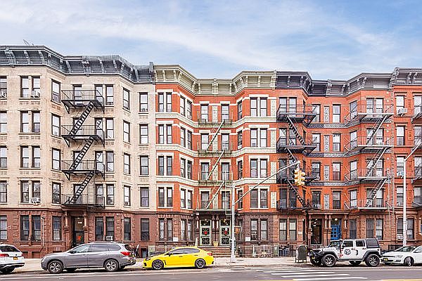 1st image of 438 Saint Nicholas Ave #3