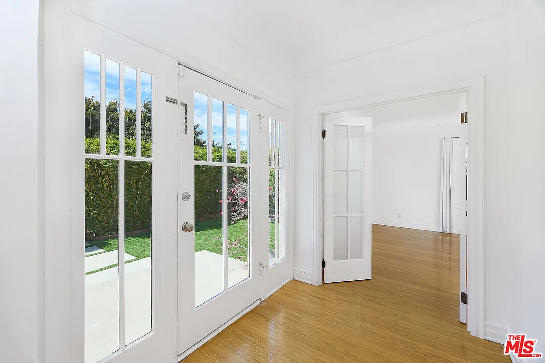4 bed, 3.0 bath, 2321 sqft, $15,000 — Photo 3