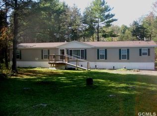 121 Meadow Ln, Cairo, NY 12413