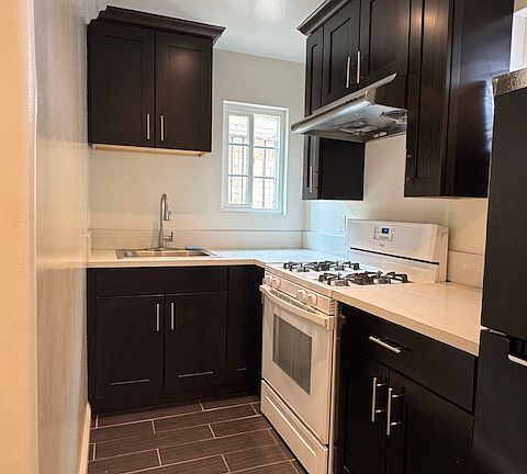2nd image of 213 E Fernfield Dr #B