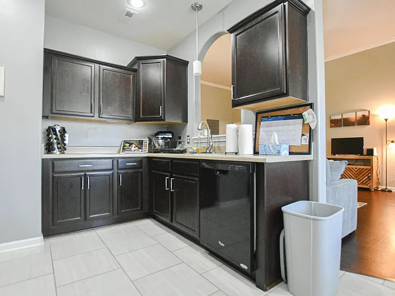 3765 Silver Fox Ln — Photo 7