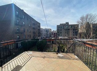 2352 31st Ave #3, Astoria, NY 11106