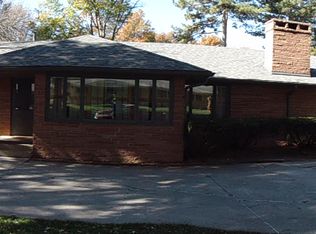 1535 S 58th St, Lincoln, NE 68506