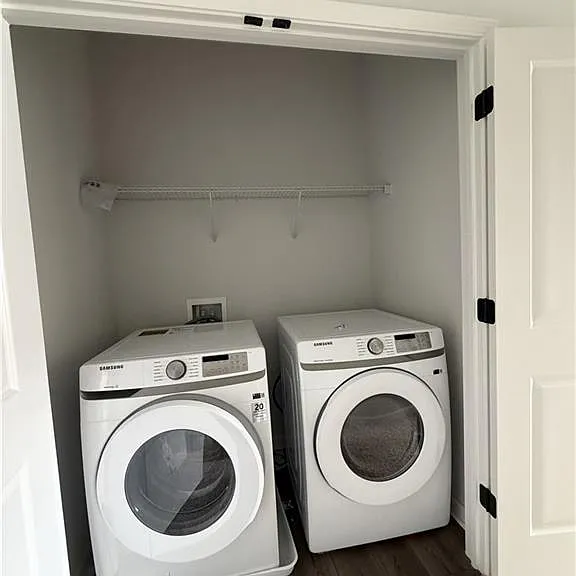 900 Colton Dr — Photo 14