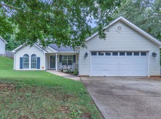 411 Hill Ln, Mauldin, SC 29662