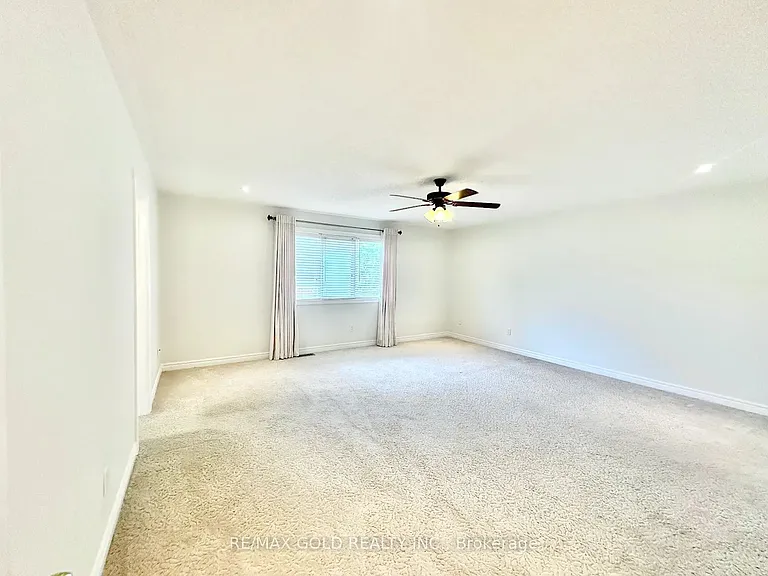 2293 Baronwood Dr — Photo 23