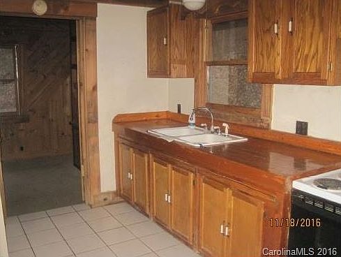 2nd image of 93 Keystone Ln