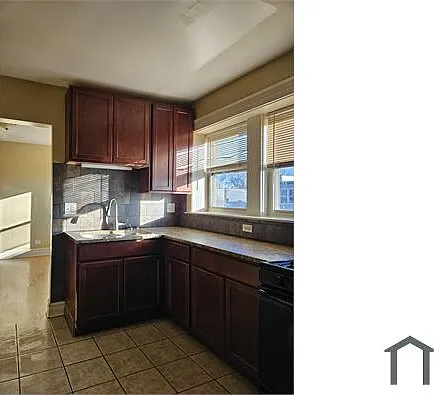 4953 W Walton St — Photo 6