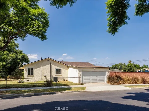 297 E Heath Ln, Long Beach, CA 90805