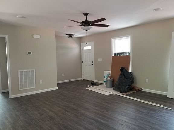5th image of 18507 Richmond Hwy