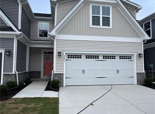 2043 Striper Ct, Carrollton, VA 23314