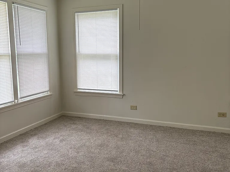 210 Fairway Dr — Photo 6