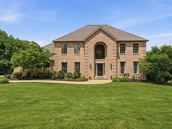 2nd image of 154 Windwood Dr