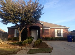 1912 Denmark Ln, Laredo, TX 78045