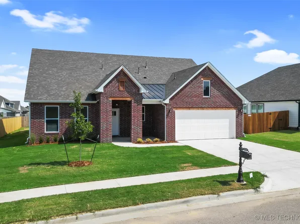 12005 E 106th Pl N, Owasso, OK 74055