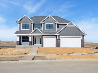19792 Henning Ave, Lakeville, MN 55044