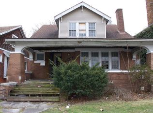 11038 Wilshire Dr, Detroit, MI 48213