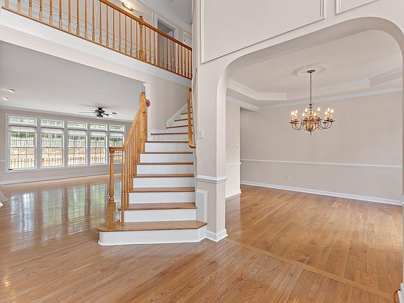 4th image of 4404 Triland Way