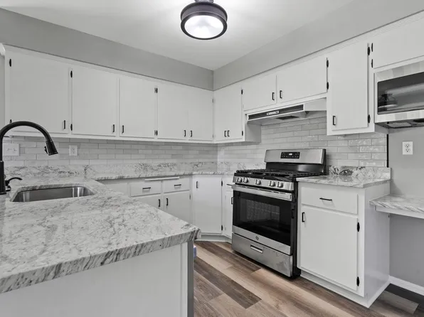 1805 Park AVENUE, West Bend, WI 53090