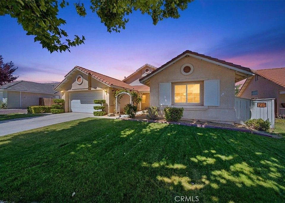 1st image of 15636 Amber Pointe Dr