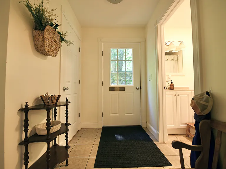 54 Lakeside Dr — Photo 15