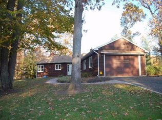 164 Landing Meadow Rd, Smithtown, NY 11787