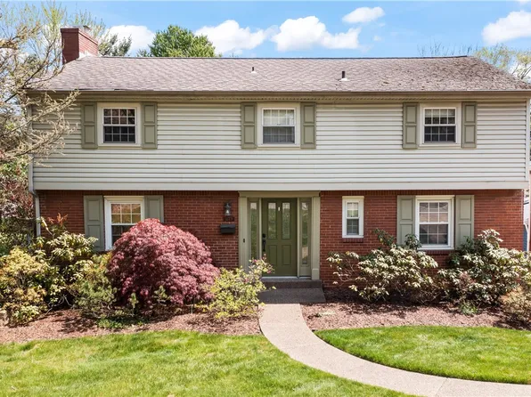1273 Firwood Dr, Pittsburgh, PA 15243