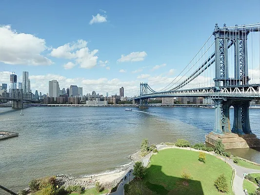 Sold by Sotheby's International Realty | media 4