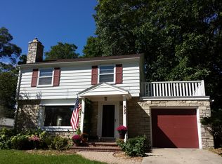 822 Hiawatha Dr, Madison, WI 53711