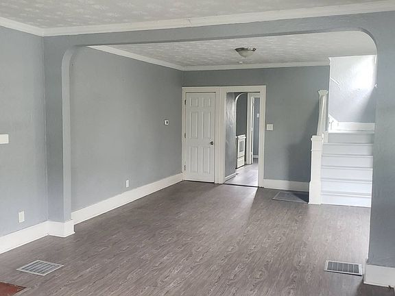 4th image of 320-322 Cambridge Ave