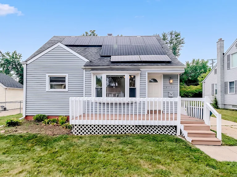 4709 Mankato Ave — Photo 1