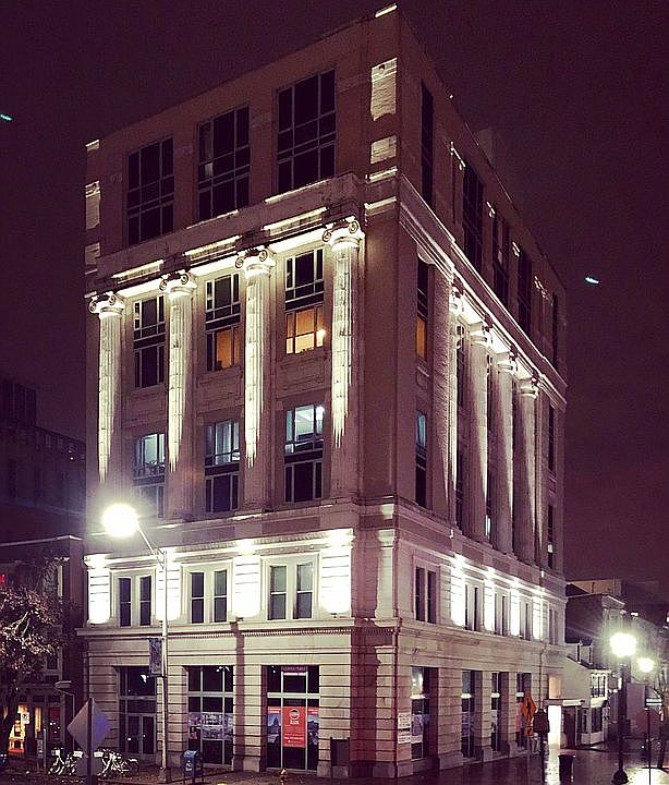 Lux - 231 State Street