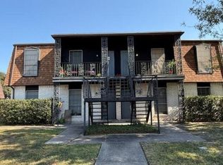 302C Palmwood Dr, Victoria, TX 77901