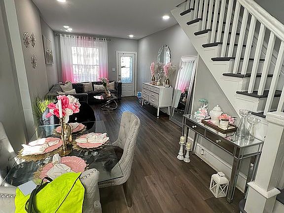 4th image of 542 Weiser St