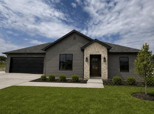 5737 Kestrel Loop, Columbia, MO 65202