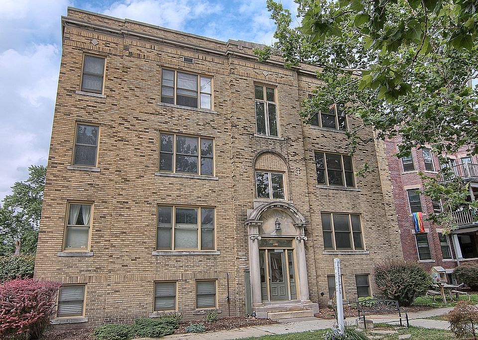 1st image of 5201 Commonwealth St APT 11