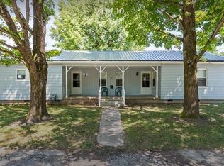 66 Orchard Dr, Herrin, IL 62948