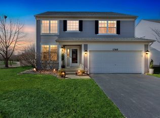 1785 Woodbury Ln, Aurora, IL 60503