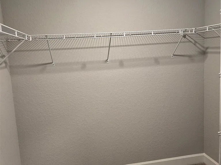 13 Whitewood Ct — Photo 35
