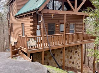 1724 Azalea Cir, Sevierville, TN 37876