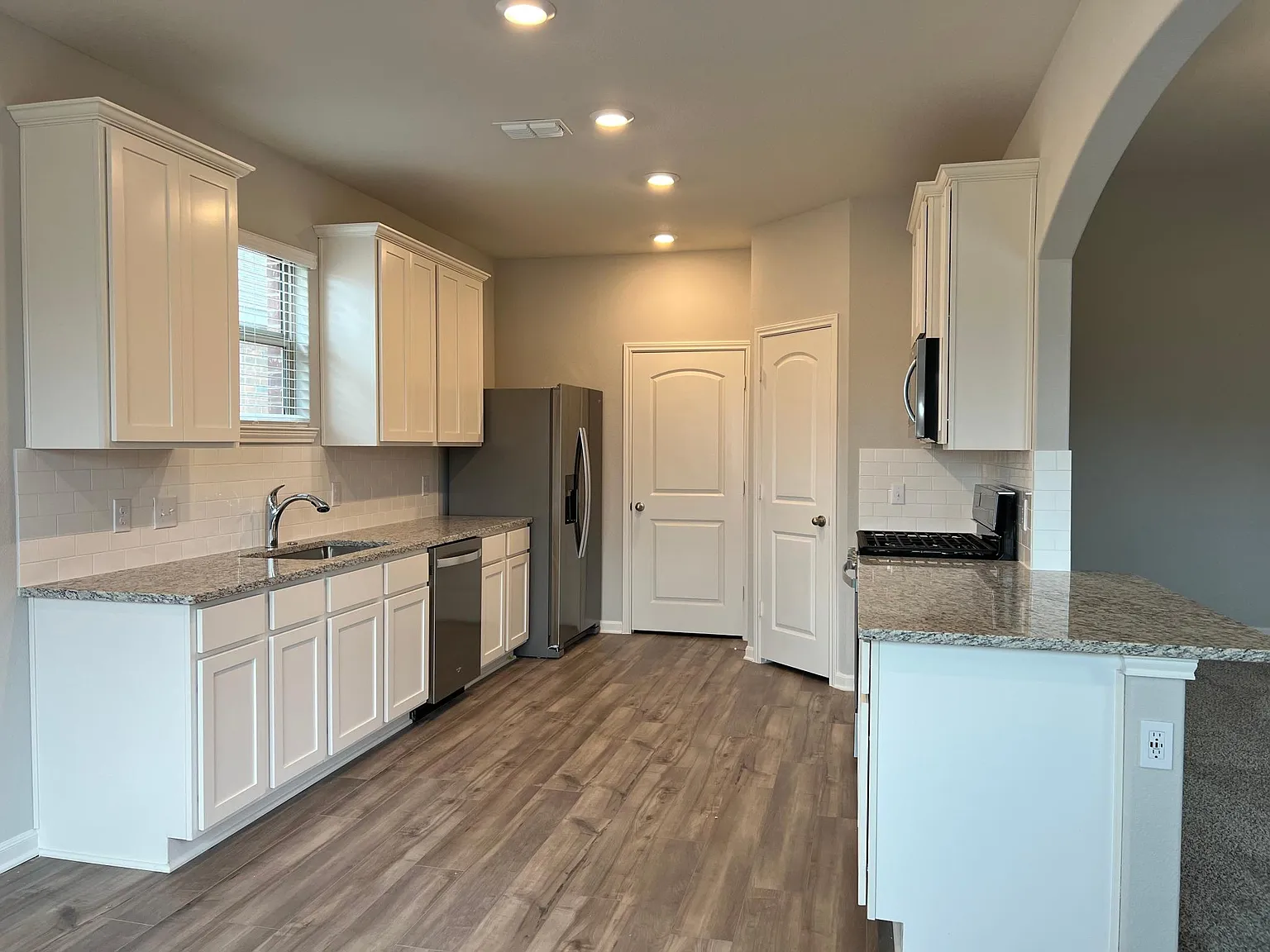 3 bed, 1649 sqft, $1,895 — Photo 4