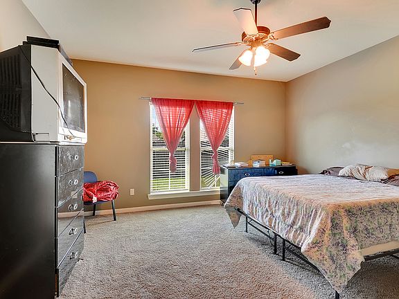 5th image of 10150 Winter Ct