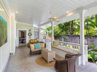 910 Aalapapa Dr, Kailua, HI 96734