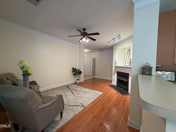 5th image of 312 Providence Glen Dr