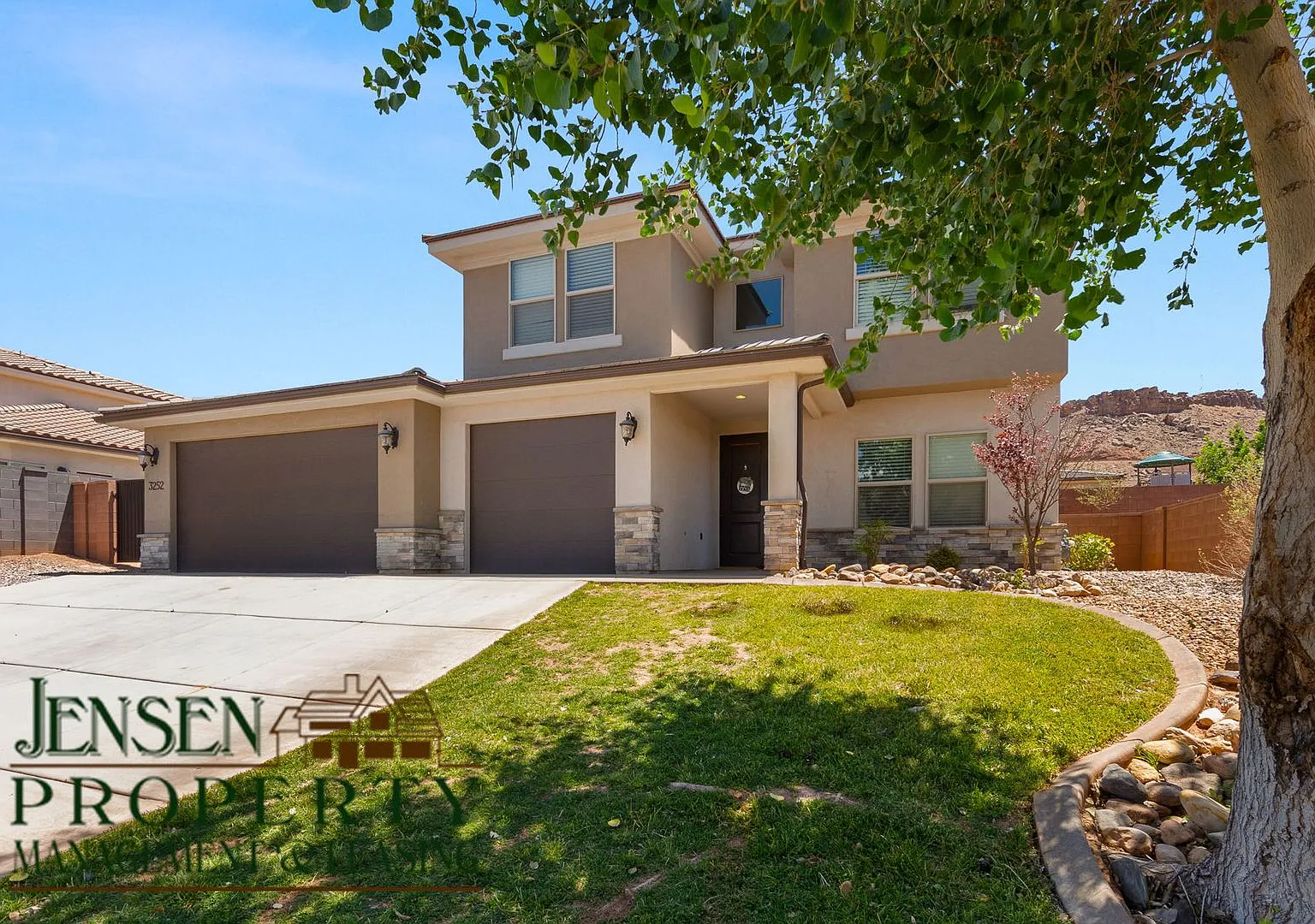 Spacious Home in Little Valley-Pets Negotiable — Photo 2