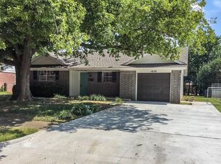 1628 Sunrise St, Norman, OK 73071